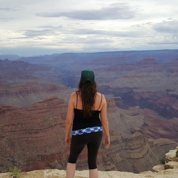 Meet your Posher, Lisa - Picture 1 of 1